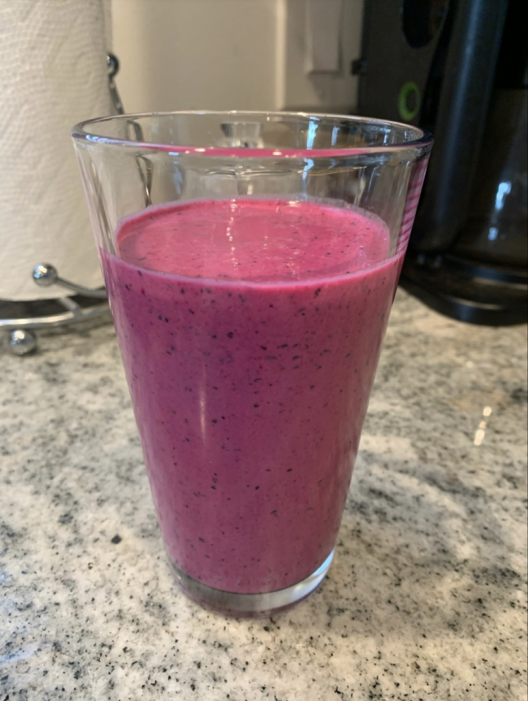 Read more about the article Clean and Fresh Beet/Blueberry Smoothie
