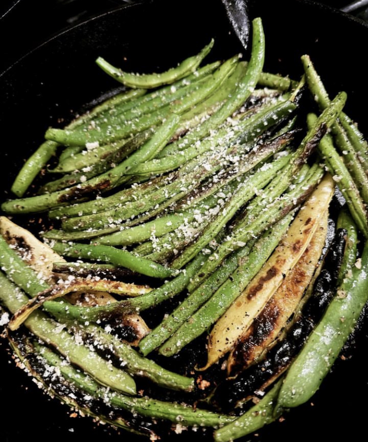 You are currently viewing Crispy Skillet Charred Green Beans