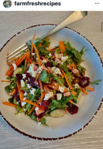 Read more about the article Beet and Arugula Salad with Feta and Pistachios