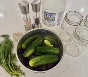 Read more about the article Classic Refrigerator Dill Pickles